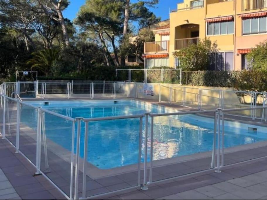 Charmant Studio Valescure Saint Raphael Экстерьер фото